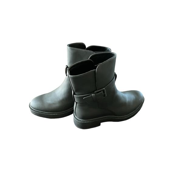 Vince Kaelyn Leather Ankle Boots Waterproof Pull On Buckle Strap Black Size 8M - Picture 3 of 16